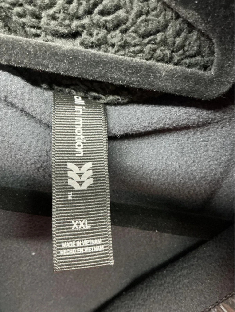 XXL Black Puffer Jacet R23 - Picture 3 of 5